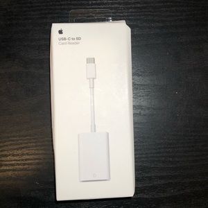 Apple Card Reader. Never used.